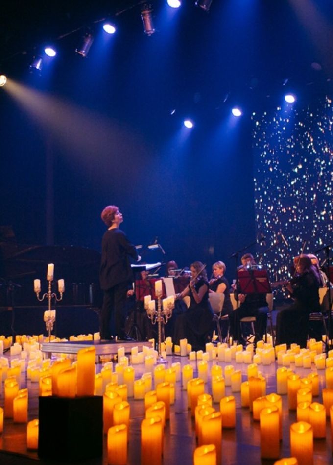 Мировые хиты классики в сиянии тысячи свечей